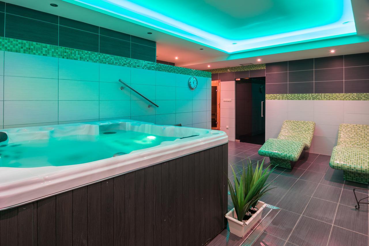 Dom Pod Koziolkami Bed & Breakfast 3*
